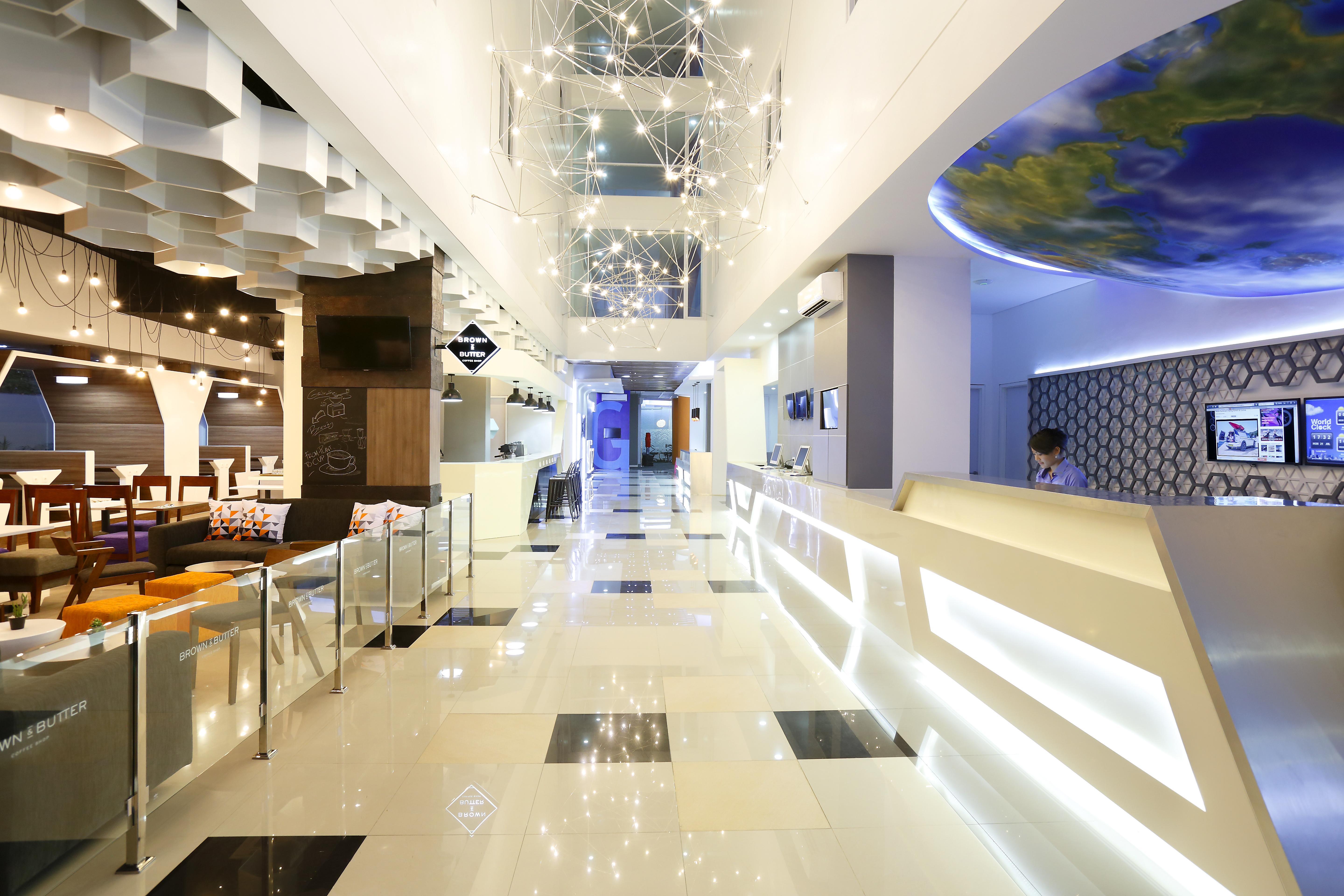 Berry Biz Hotel Seminyak Extérieur photo